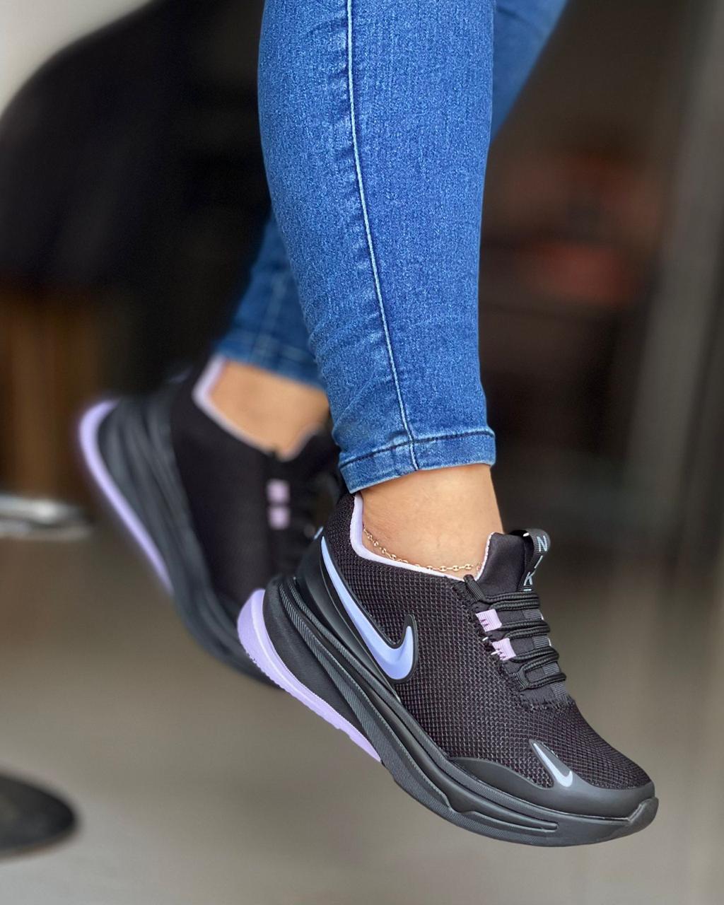 Tenis deportivo Nike para mujer